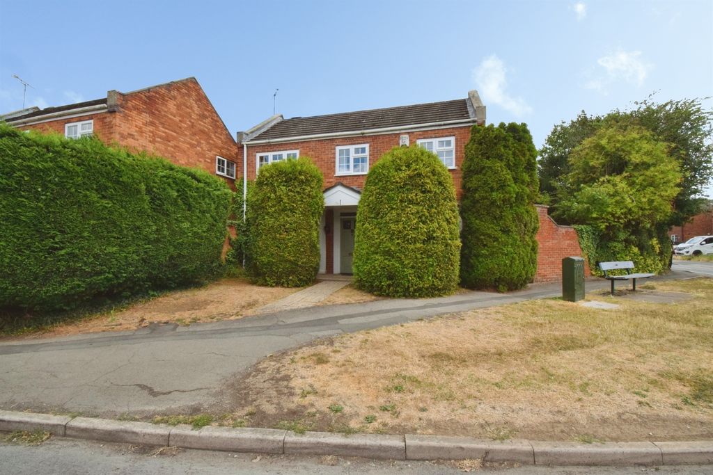 Property photo 1 of 30