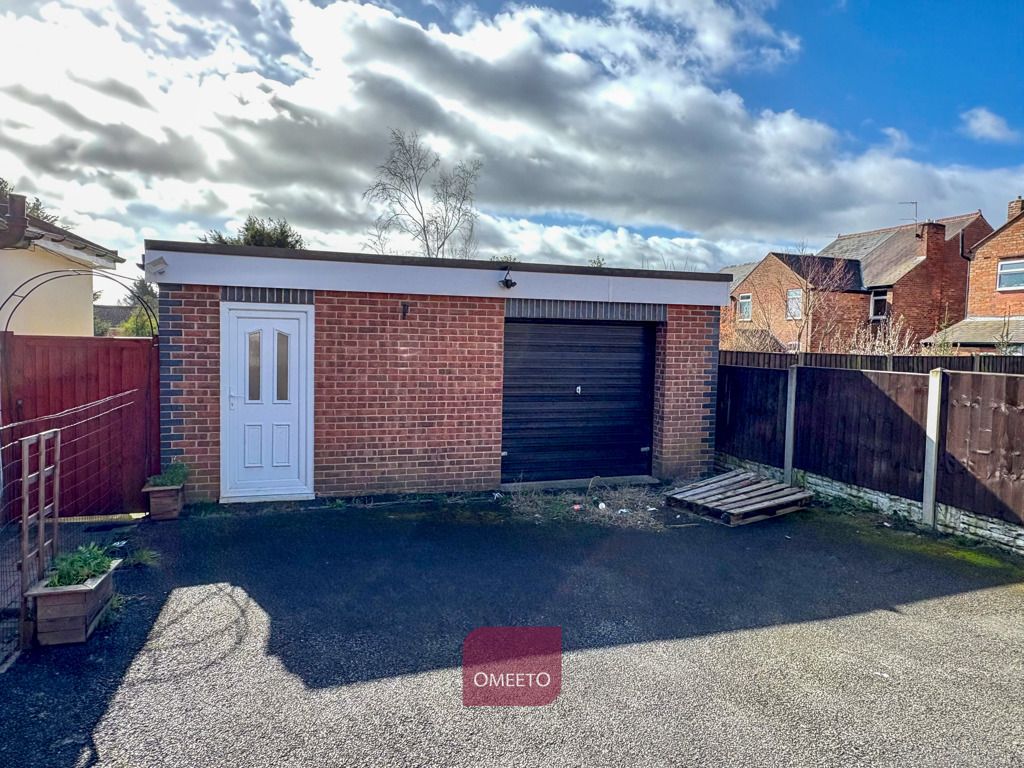 Property photo 1 of 4 Converted Garage For Sale