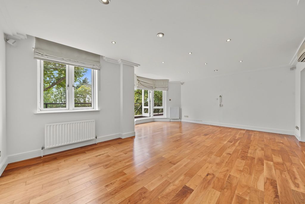 Property photo 2 of 14 5523741