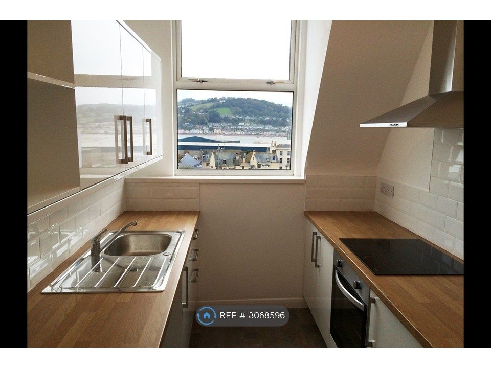 Property photo 1 of 8 Kitchen With Breakfast Bar (Bar Out Of View)