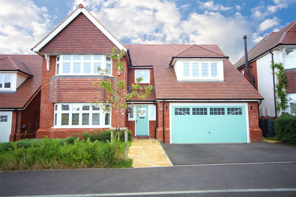 Property photo 2 of 38 Picture No. 42