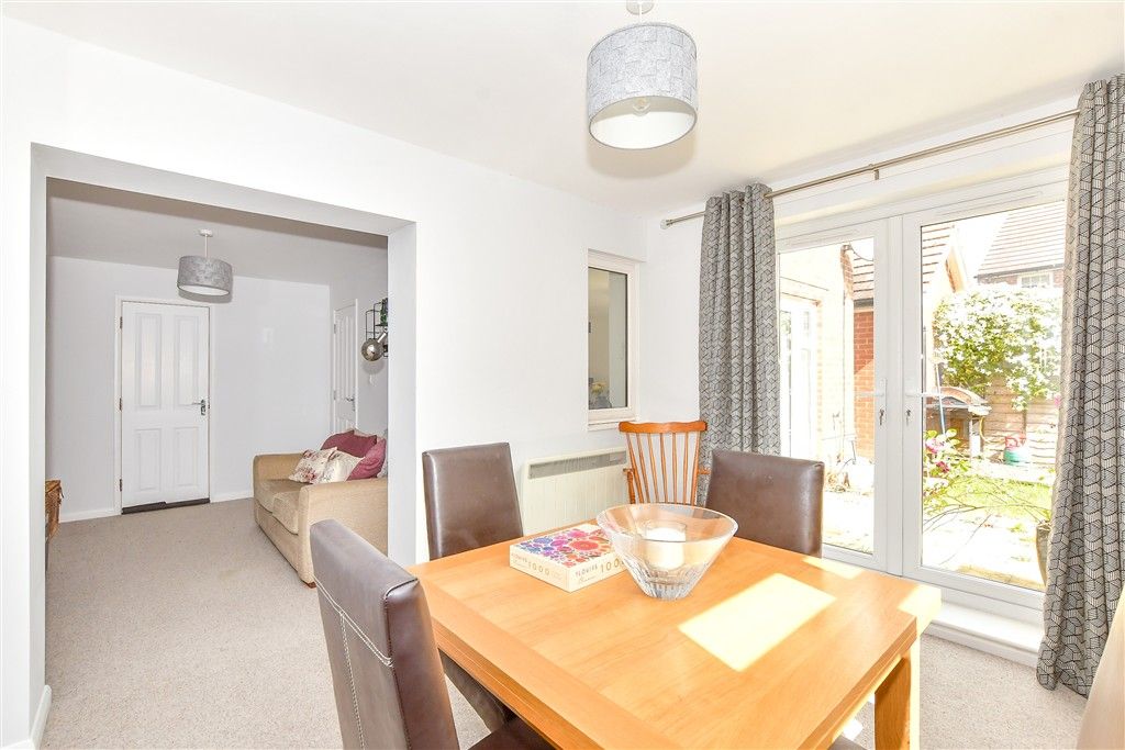 Property photo 3 of 12 Dining Area