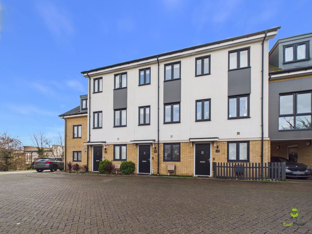 Property photo 1 of 17 Presented By Clinton At Ewemove Bexleyheath And Da