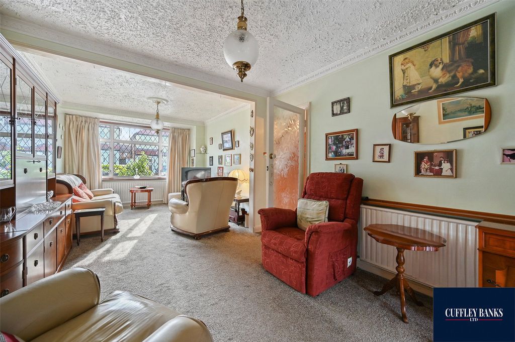 Property photo 2 of 11 Picture No. 02