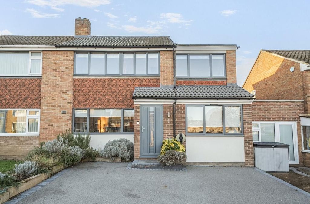 Property photo 1 of 29 Picture No. 44