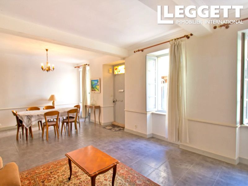 Property photo 3 of 10