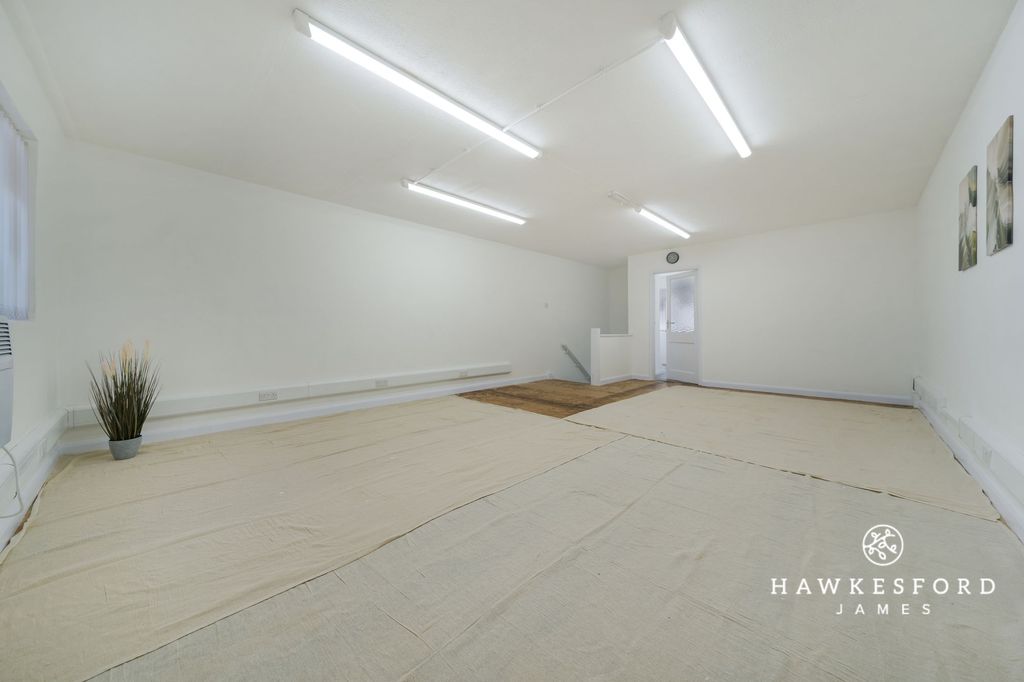 Property photo 3 of 8 Shakespeare Road, Sittingbourne - Office 1
