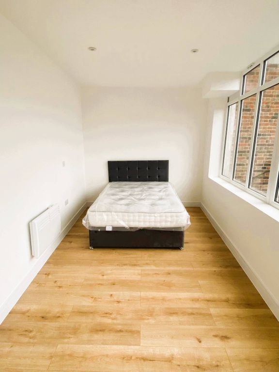 Property photo 2 of 7 Gallery