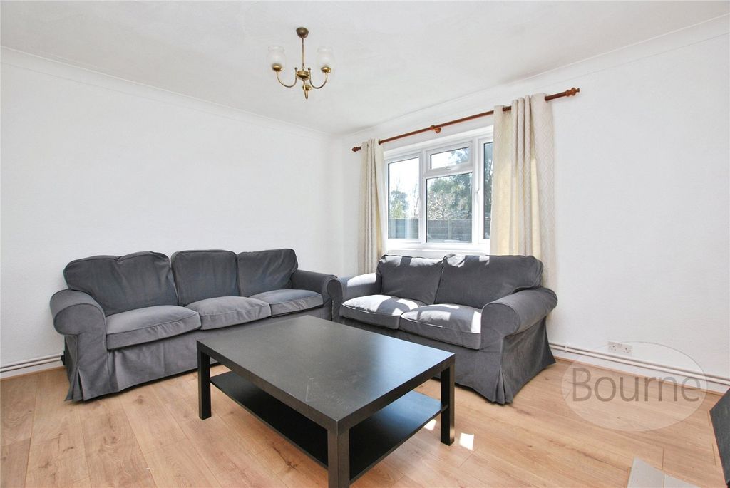 Property photo 3 of 10 Picture No. 31