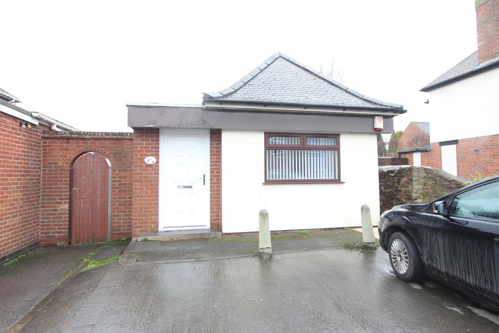 Property photo 1 of 8