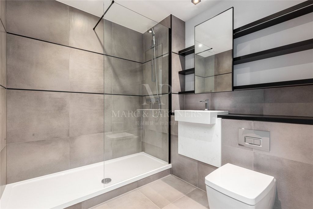 Property photo 2 of 10 Picture No. 24