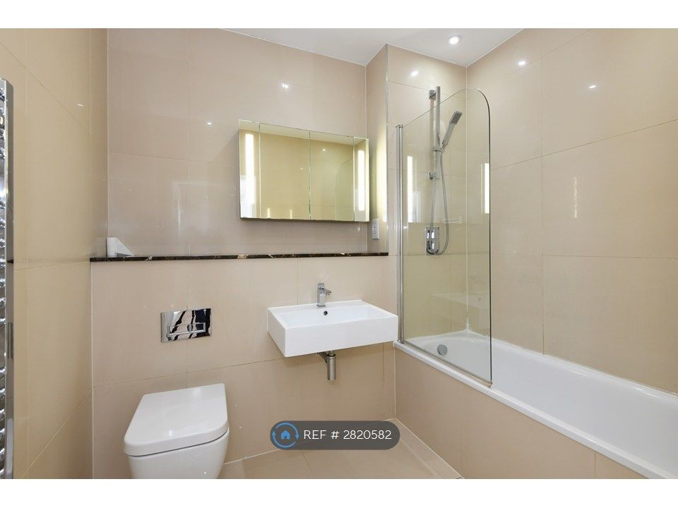 Property photo 2 of 13 Bathroom