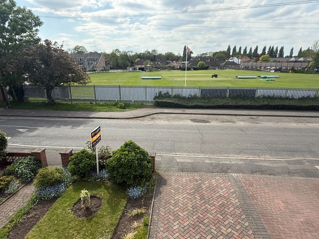 Property photo 2 of 28 4982973