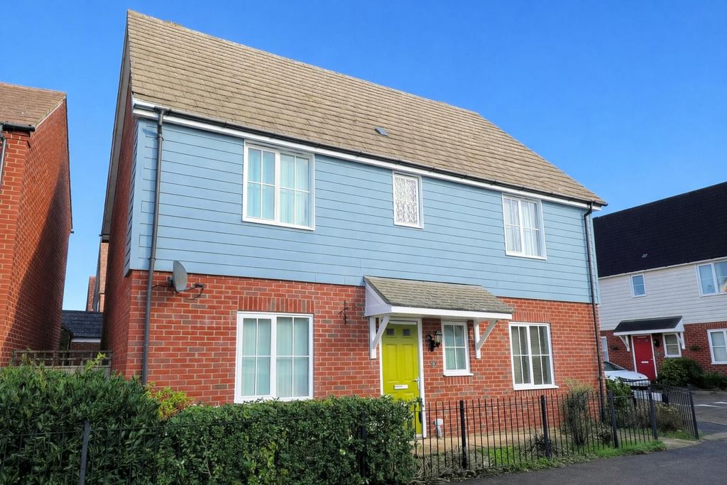 Property photo 1 of 11