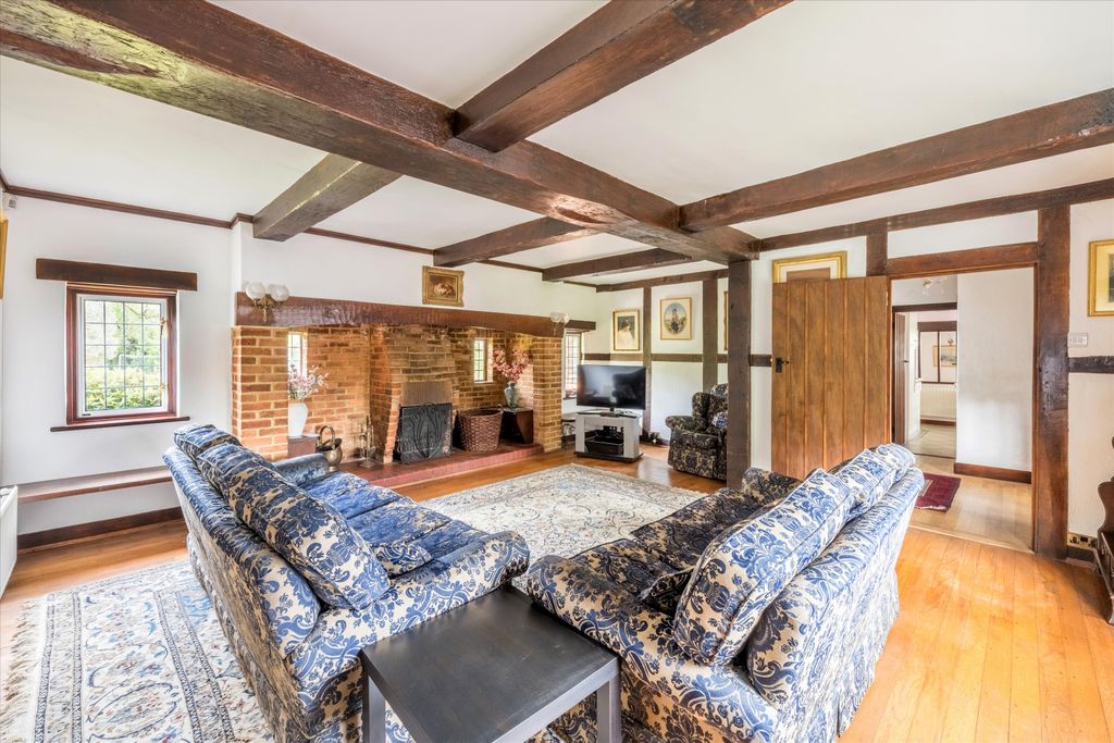 Property photo 3 of 16 Image