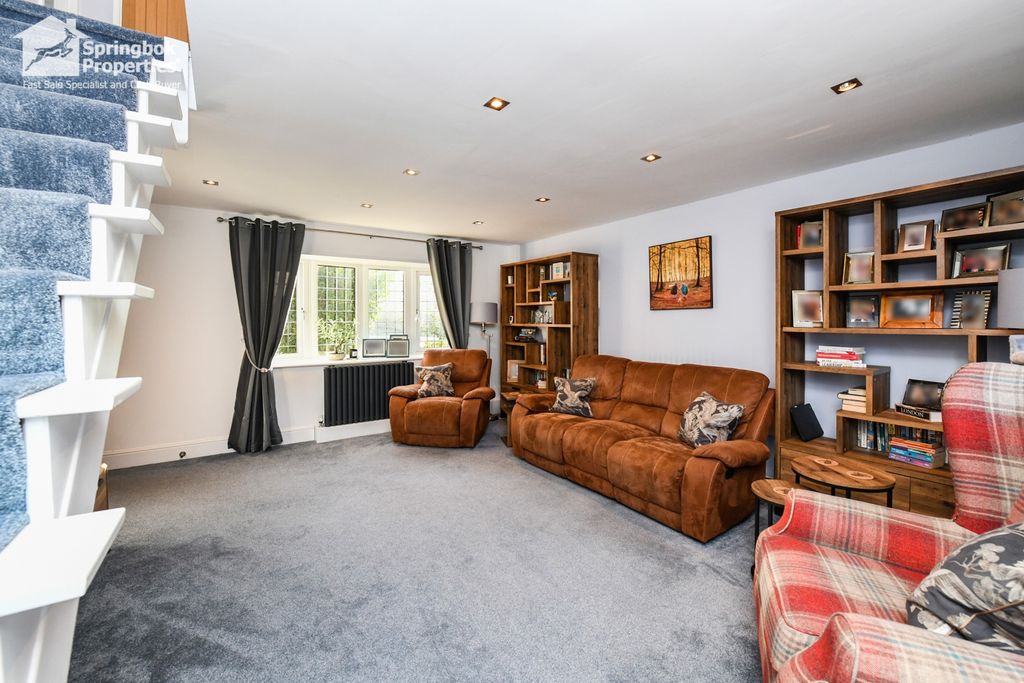 Property photo 2 of 18 Image 2