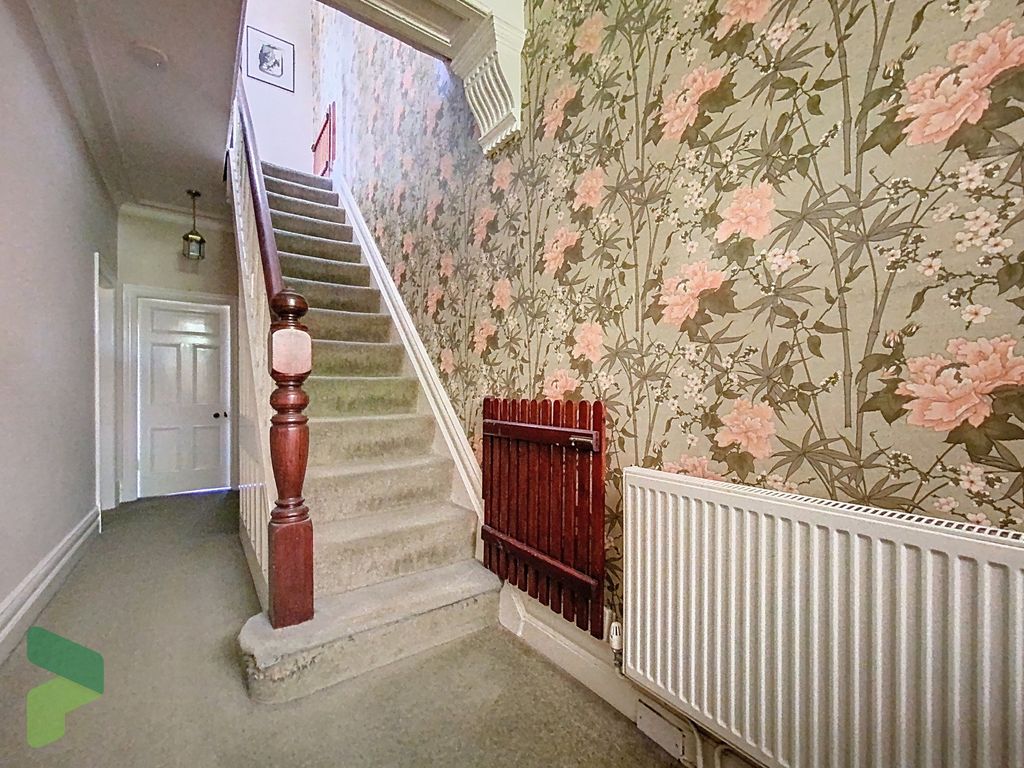 Property photo 3 of 59 Hallway