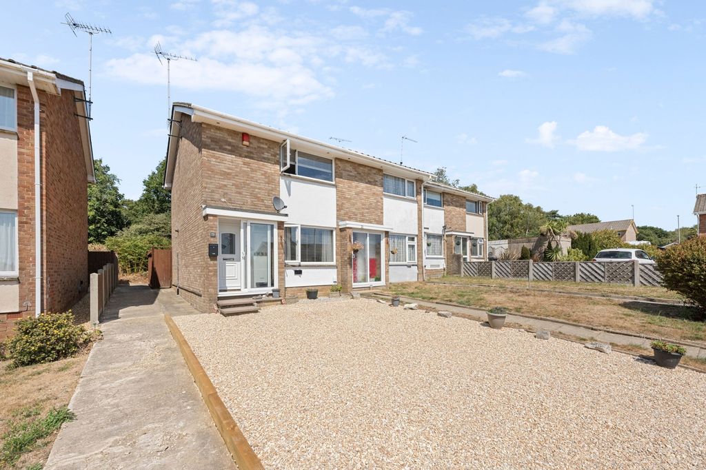 Property photo 1 of 9
