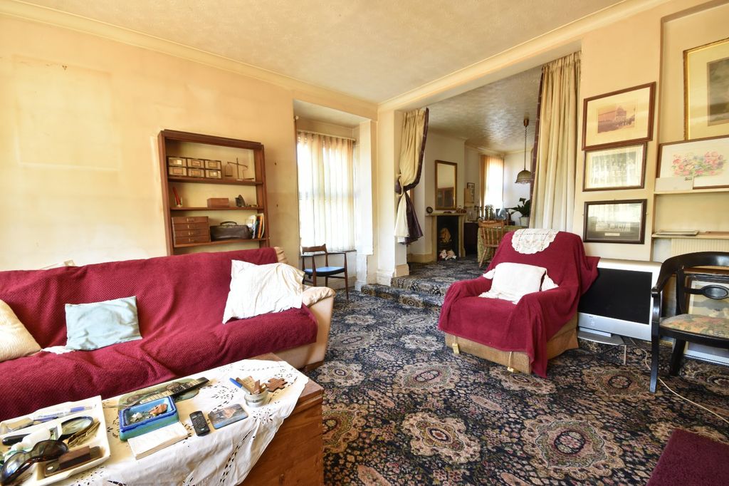 Property photo 3 of 14 Picture No. 11