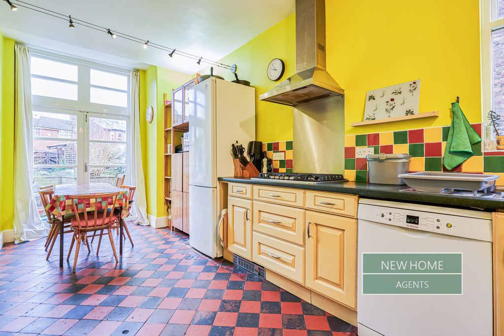 Property photo 2 of 39 Photo 30