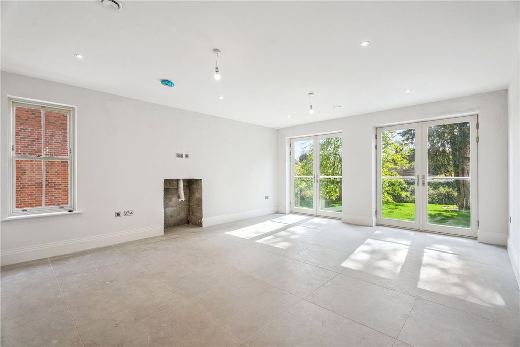 Property photo 3 of 23 Picture 3