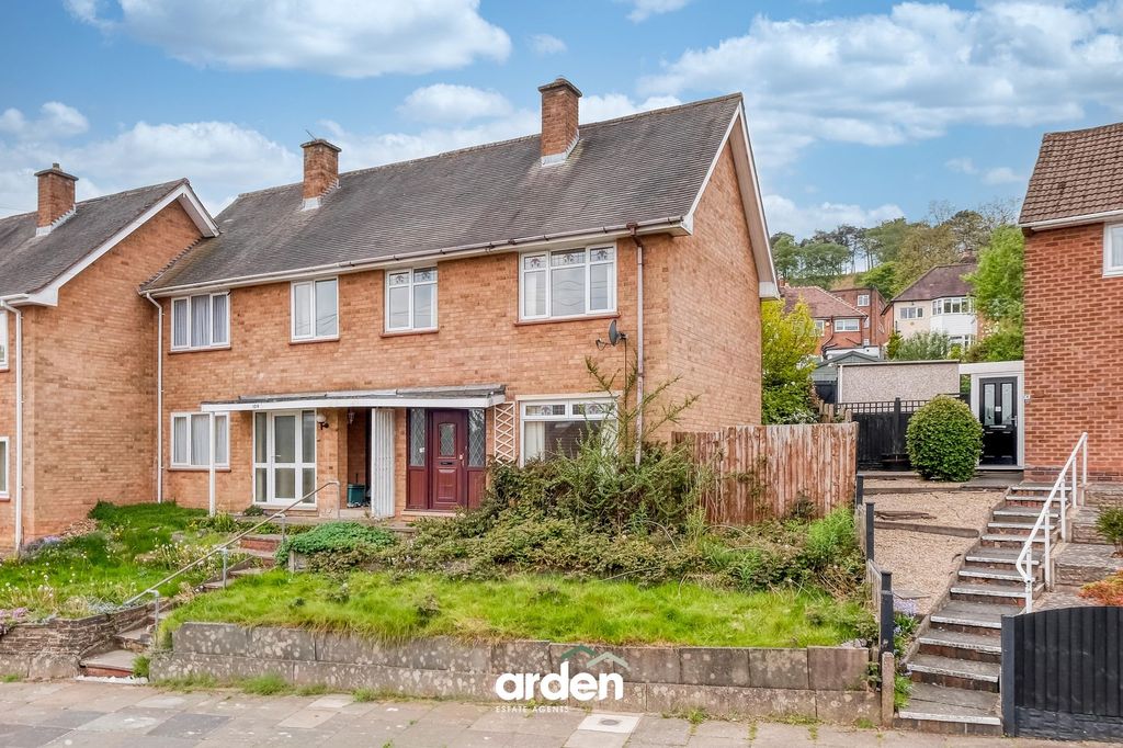Property photo 1 of 9