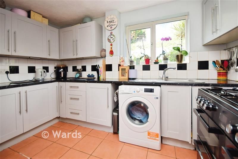 Property photo 3 of 19 Kitchen..