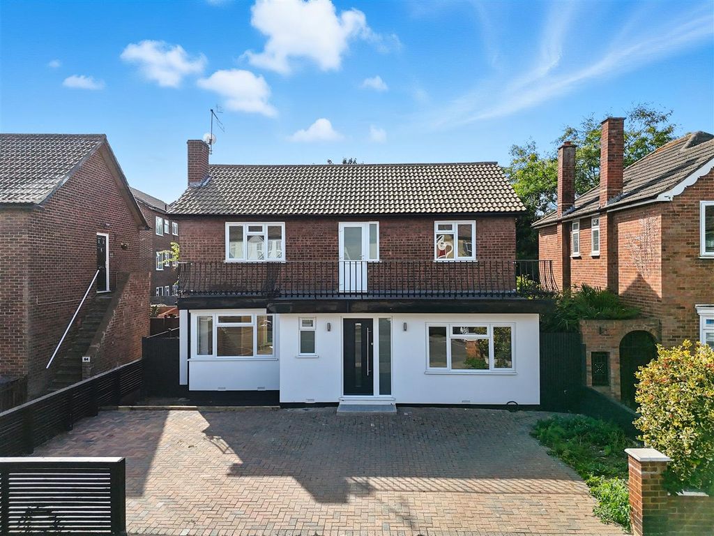 Property photo 1 of 46 Dji_20250925121637_0195_D.Jpg