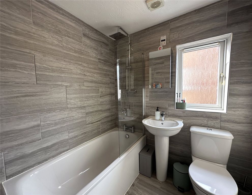 Property photo 3 of 23 Picture No. 28