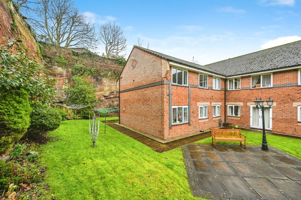 Property photo 2 of 17 Pbox-Img.Jpg