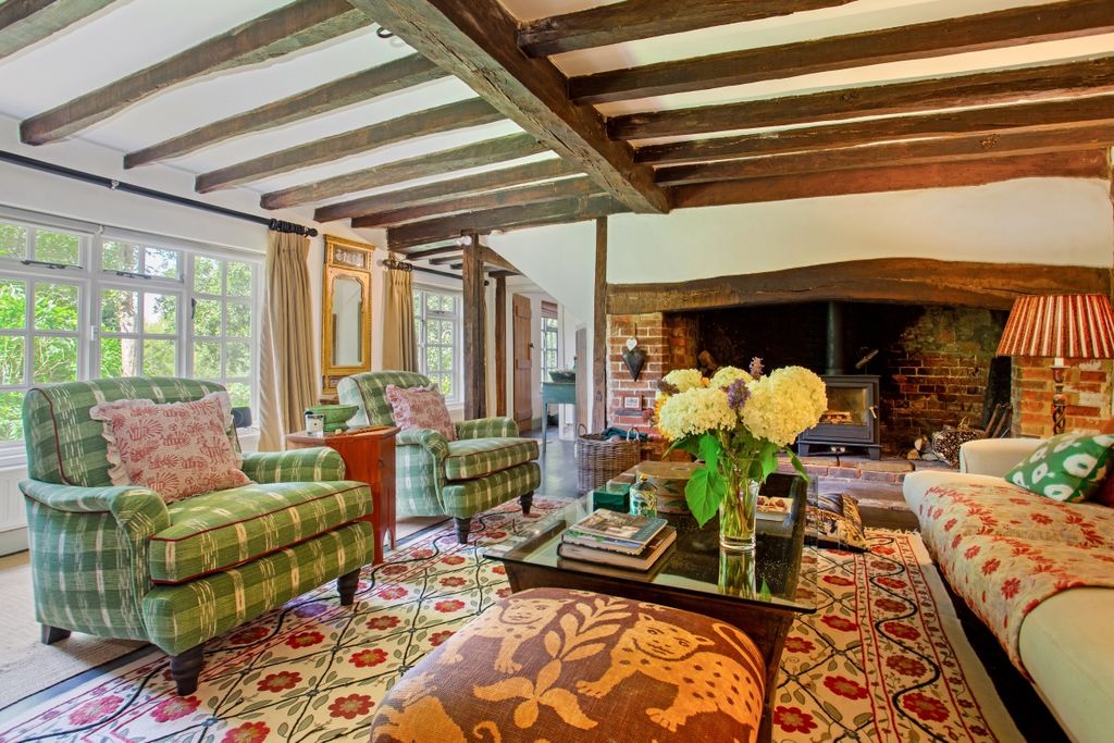 Property photo 2 of 19