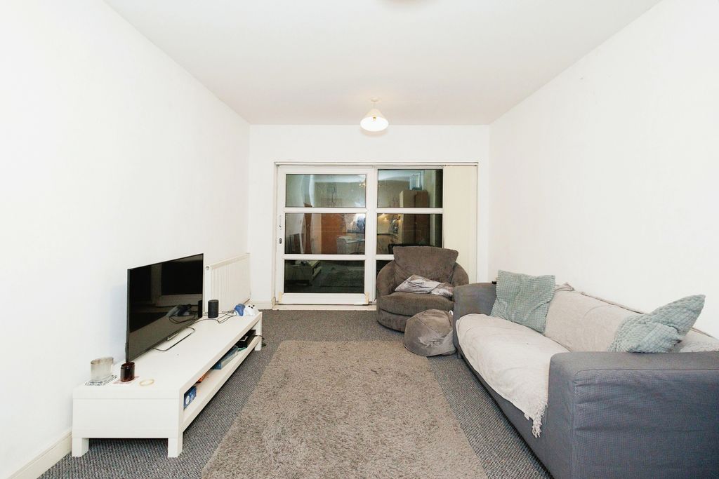 Property photo 2 of 16 Photography