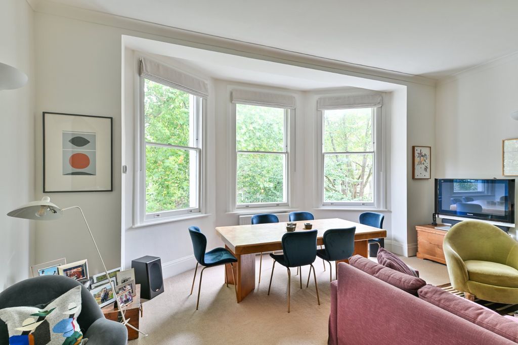 Property photo 2 of 16 Reception