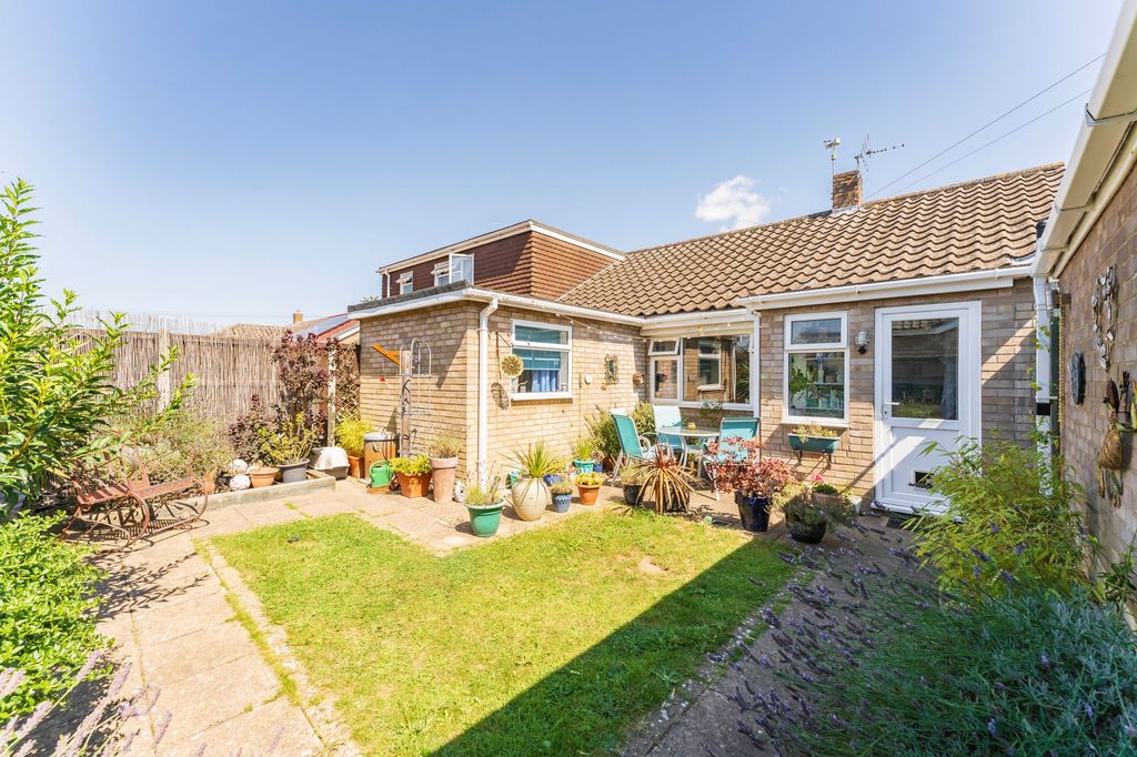 Property photo 2 of 13