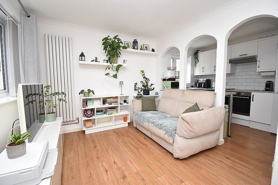 Property photo 3 of 14