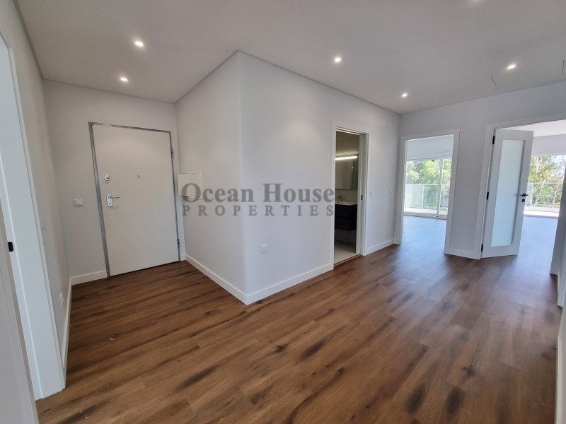 Property photo 2 of 29