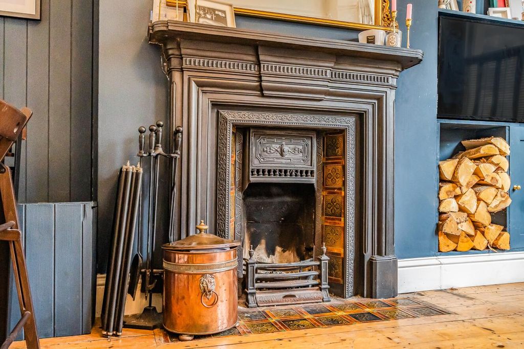 Property photo 2 of 14 Picture 2