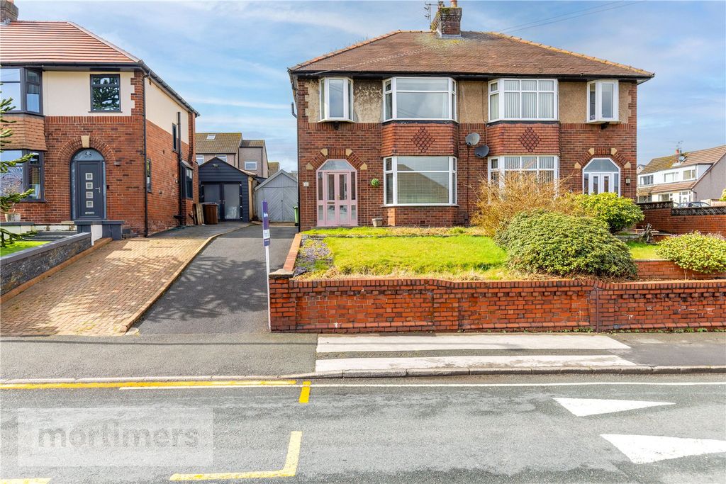 Property photo 1 of 28 Front External