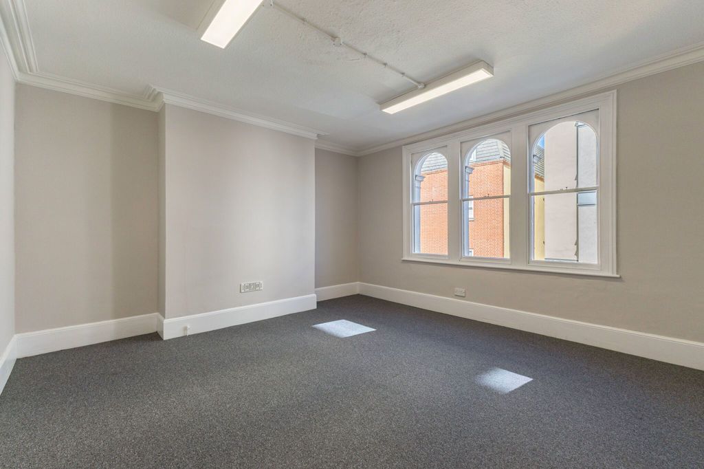 Property photo 2 of 8 Photo 2