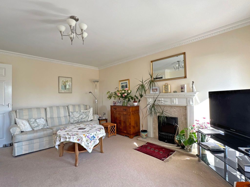 Property photo 3 of 16 Photo 7