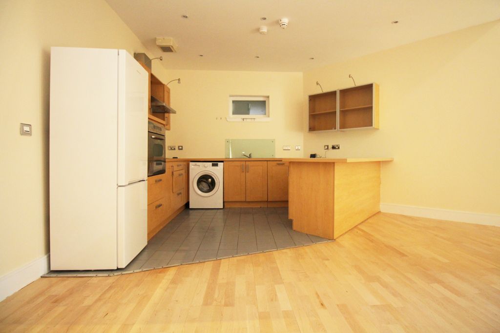 Property photo 3 of 11 Photo 3