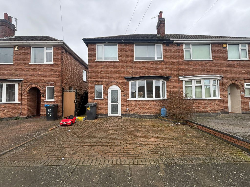 Property photo 2 of 12