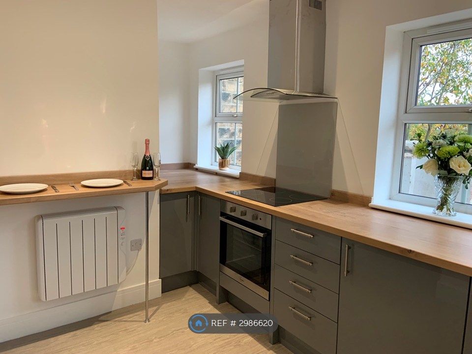 Property photo 1 of 14 Kitchen