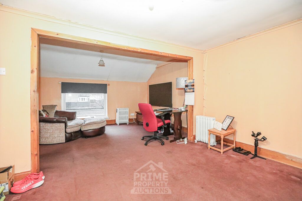 Property photo 3 of 26