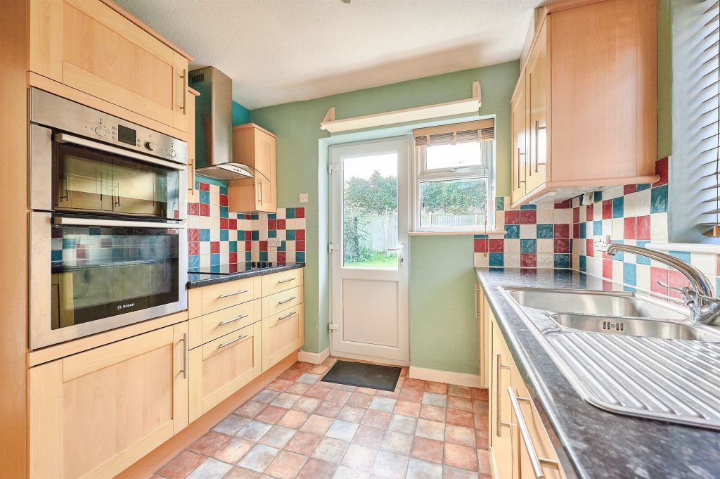 Property photo 3 of 17