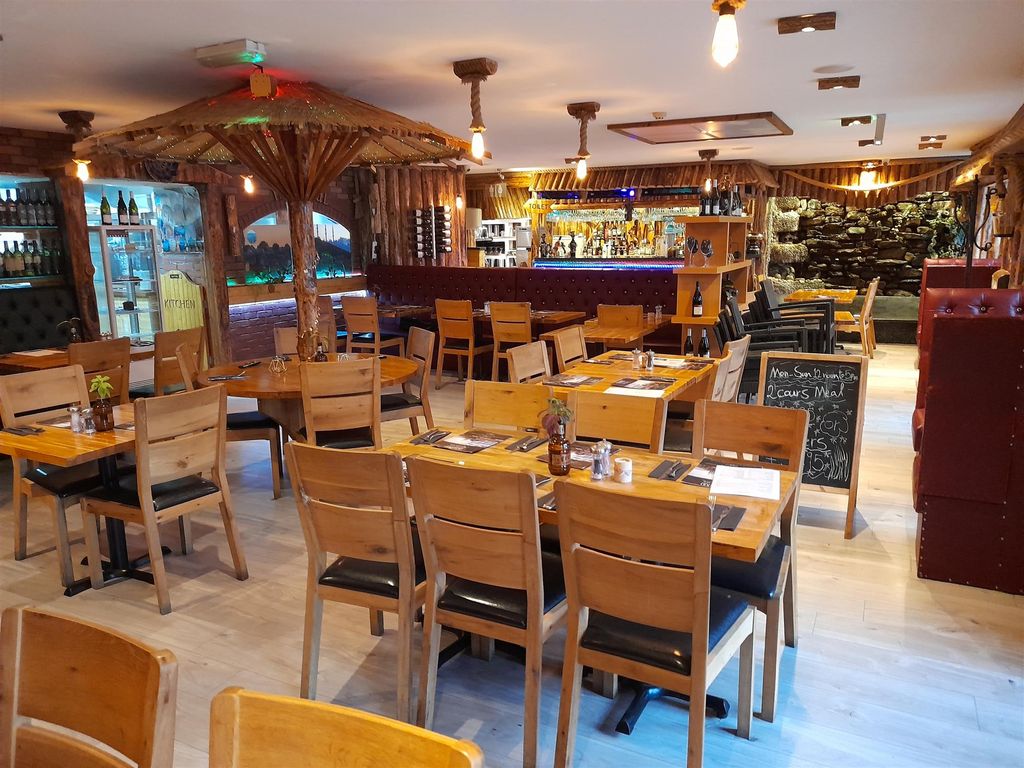 Property photo 2 of 11 Photo 1