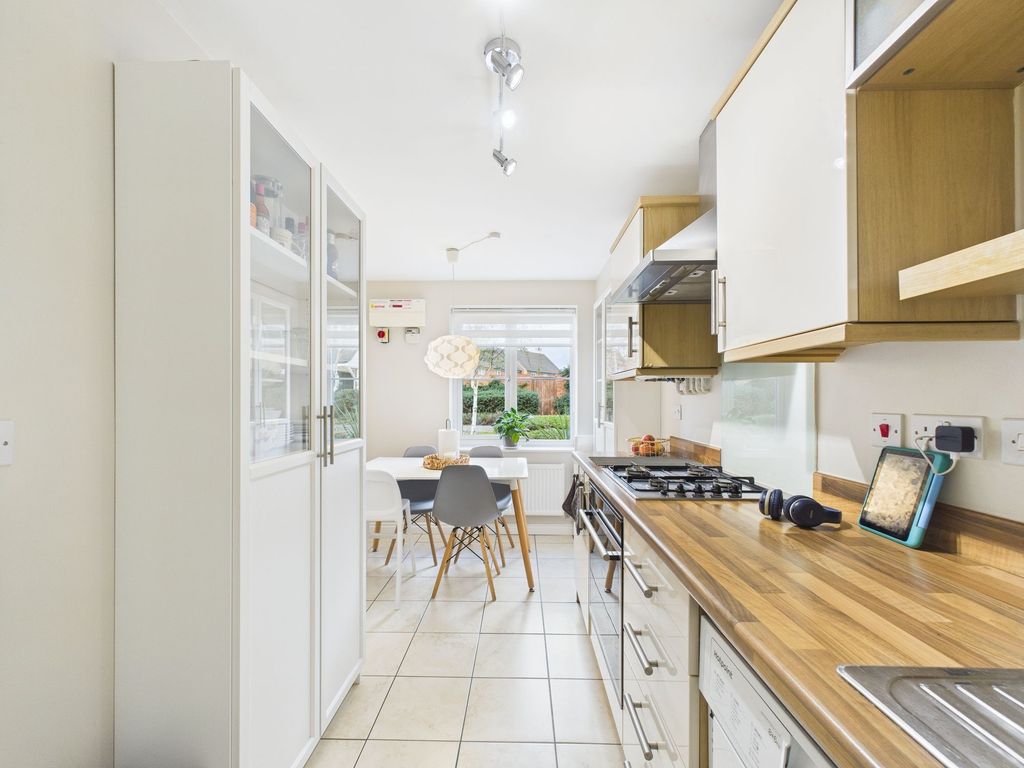 Property photo 1 of 27