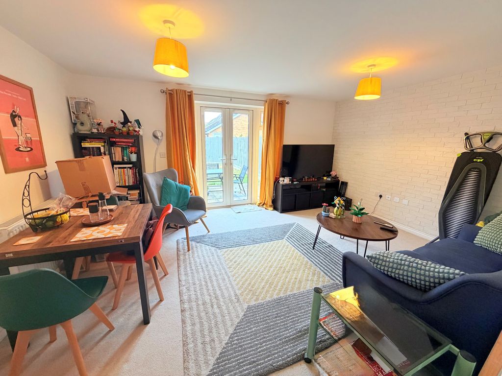 Property photo 2 of 10 Image