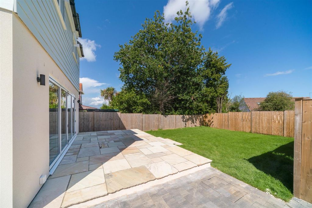 Additional image 9 of 5 bed detached house for saleSeaview, Isle Of Wight PO34