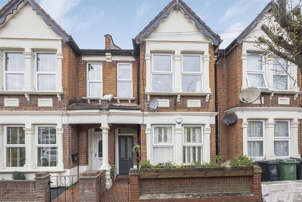 Property photo 1 of 17 1